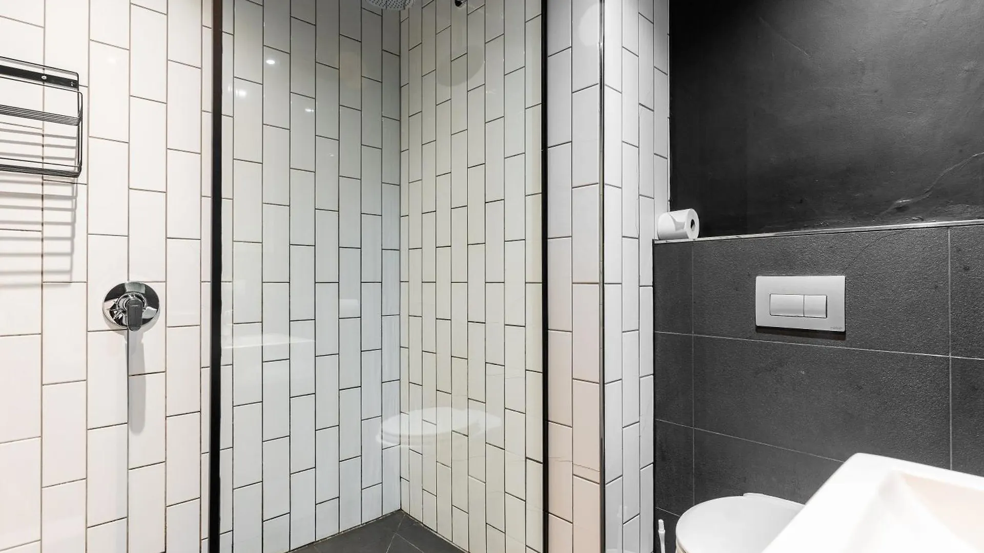425 Wex1 By Perch Stays With Daily Housekeeping Cape Town